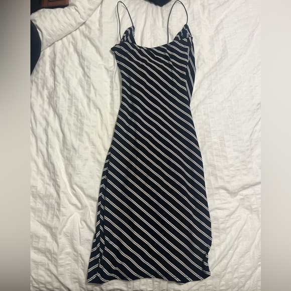 URBAN BEHAVIOUR Midi Going Out / Wedding Guest Dress. Navy Striped. Size Small - Picture 4 of 8